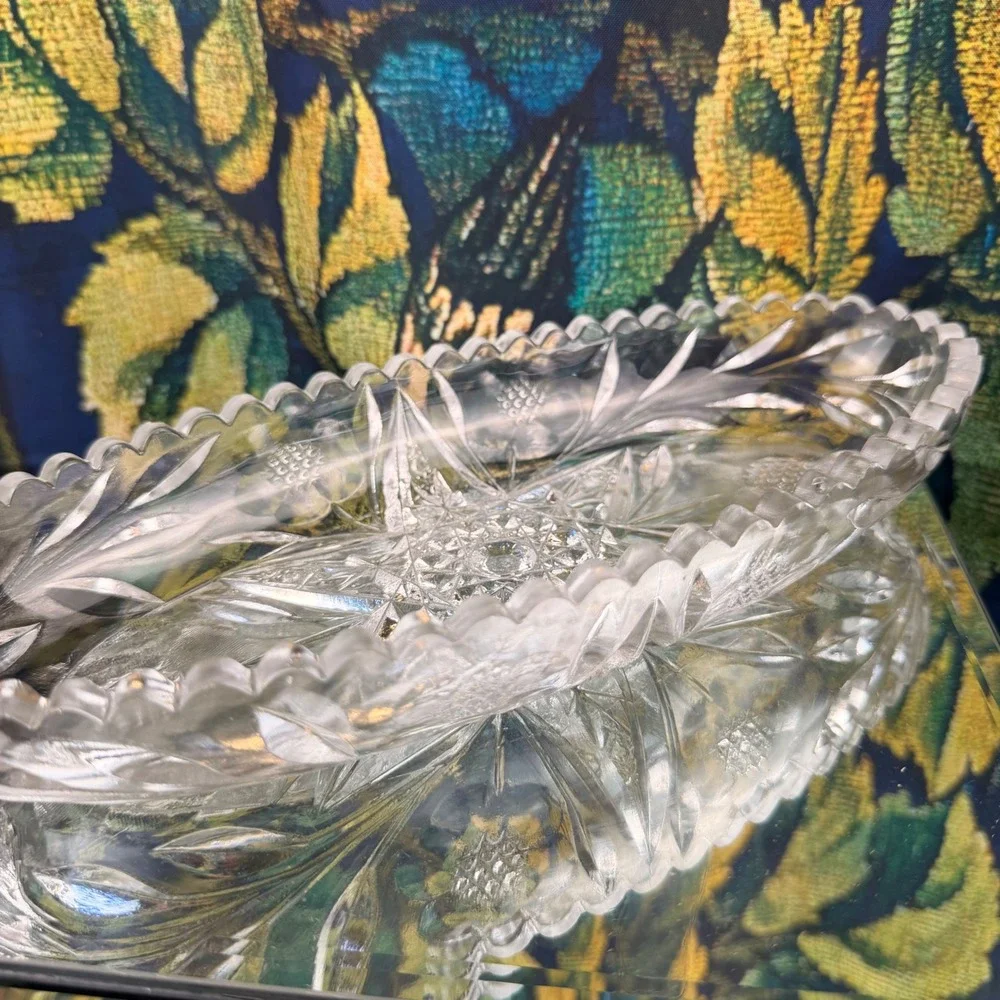 Vintage Clear Pressed Glass‎ Starburst Floral Oval Serving Dish Scalloped Rim